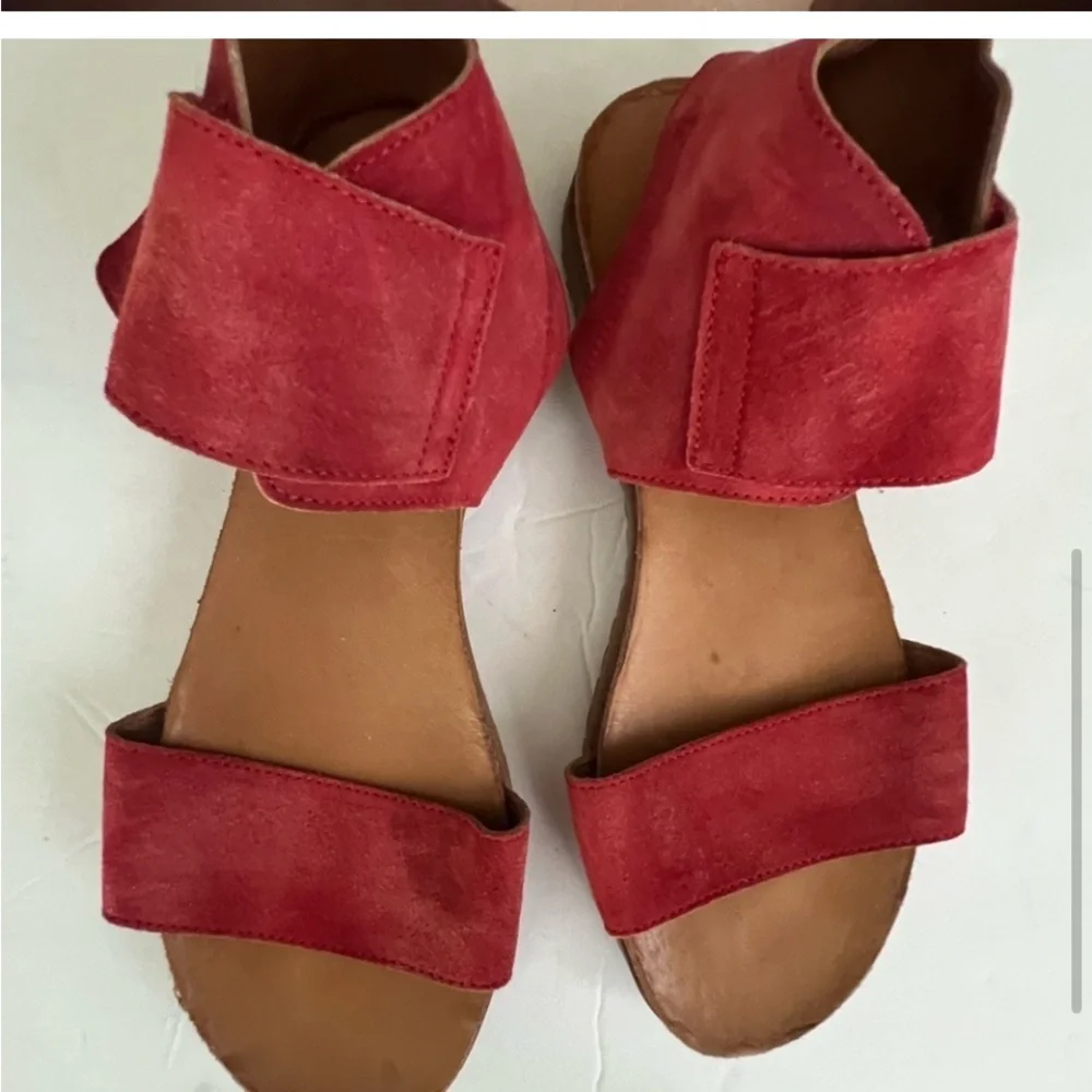 Miz Mooz Rori red suede sandal - Picture 3 of 6